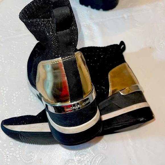 Michael Kors size 7- black and gold slip on sock sneakers with a built-in wedge - Picture 9 of 10